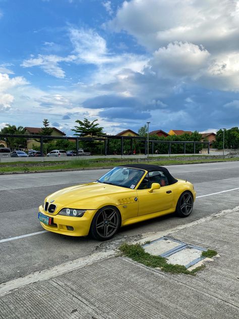 Bmw Z3 (1997) Roadster 1.9L (4cyl) 19s Vossen - D2 Coilovers 245/35/19 (Front & Rear) Bmw Z3 Roadster, Bmw Z3, Dream Car, Car Collection, Mbti, Dream Cars, Bmw Car, Bmw, Cars