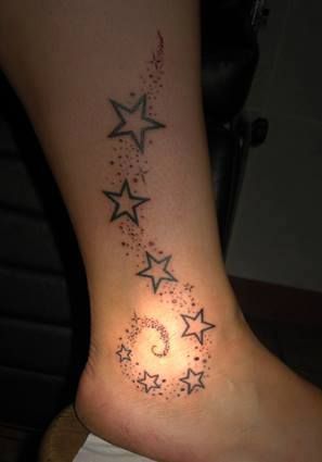 Star Foot Tattoos, Pink Rose Tattoos, Anklet Tattoos, Star Tattoo Designs, Foot Tattoos For Women, Bff Tattoos, Tattoos For Black Skin, Heart Tattoo Designs, Girly Tattoos