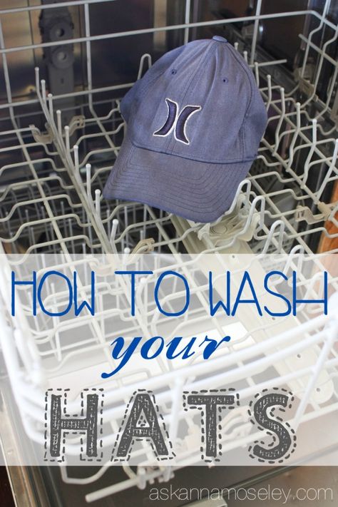 Wash a hat in the dishwasher top rack with vinegar. Pre treat stains with vinegar and baking soda & scrubbing with toothbrush. Hat Organization Ideas, Wash Baseball Cap, How To Wash Hats, Hat Organization, Household Cleaning Tips, Cleaners Homemade, Laundry Hacks, Clean Dishwasher, Hat Baseball