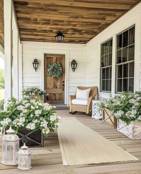 Spring Porch Decor, Gorgeous Doors, Decor Steals, Square Planters, Small Front Porches, Front Porch Decorating, Cottage Farmhouse, French Country Cottage, Country Cottage