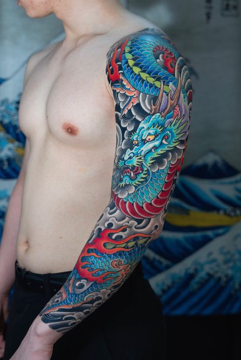 Traditional Japanese Tattoo Sleeve, Blue Dragon Tattoo, Dragon Tattoo Meaning, Traditional Japanese Tattoo Designs, Tattoo Japanese Style, Red Dragon Tattoo, Dragon Tattoos For Men, Dragon Sleeve, Tiger Dragon