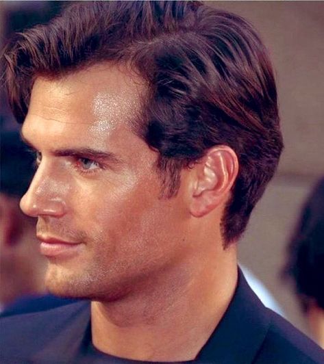 Men’s Long Taper Haircut, Classic Side Part Men, Henry Cavill Haircut, Henry Cavill Hairstyle, Henry Cavill Long Hair, Side Part Hairstyles Men, Superman Hair, Masculine Face, Classic Mens Haircut