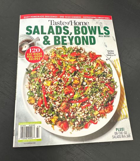 In case you missed it😍 Nourishing Salads, Midday Snacks, Salads Bowls, Summer Crockpot, Midday Snack, One Dish Dinners, Salad In A Jar, Homemade Dressing, Lean Protein