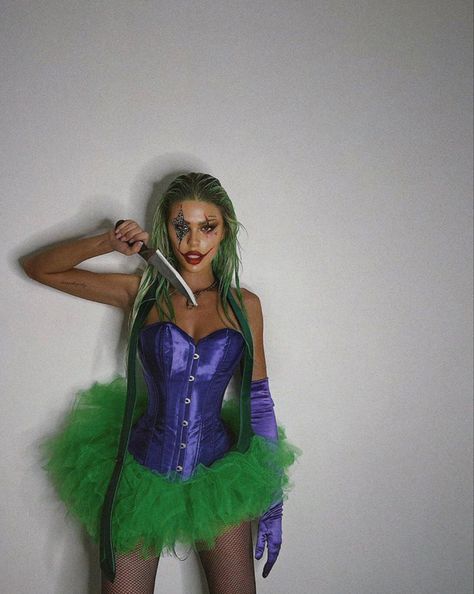 Rave Halloween Costumes Festivals, Halloween Basic Costumes, Escape Costumes Rave, Halloween Rave Outfits Costume Ideas, Escape Outfits Rave, Escape Halloween Rave Outfit, Halloween Rave Outfits, Joker Halloween Costume, Halloween Pics