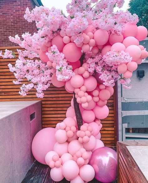 Cherry Blossom Balloon Garland, Cherry Blossom Party, Pink Blossom Tree, Outdoor Halloween Decor, Cherry Blossom Theme, Balloon Tree, Deco Ballon, Balloons Decoration, Tree Blossom