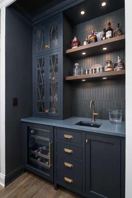 The Top 10 Most Popular New Home Bars Right Now Dry Bar Ideas, Built In Wet Bar, Bar Lounge Room, Basement Wet Bar, Wet Bar Designs, Bar Nook, Bourbon Room, Home Wet Bar, Home Bar Areas