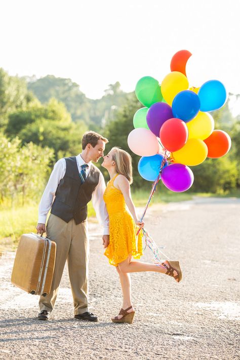 Up Themed Engagement Photos, Up Engagement Pictures, Up Themed Photoshoot, Up Themed Engagement Party, Up Photoshoot, Themed Engagement Photos, Disney Engagement, Photo Hacks, Beau Film