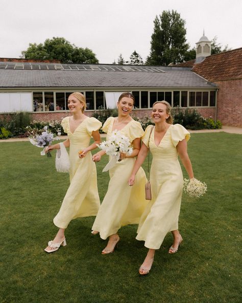 Georgia’s gorgeous gals in the most divine buttery yellow dresses, one of my all time favourite colours 🧈 The perfect shade of yellow to complement the single flower variety bouquets we made for the maids - white cosmos, pale pink dahlia, pale pink stocks, lilac sweetpeas and white daisies! Captured so wonderfully by @theshannons.photography 🤍 Yellow And Pink Bridesmaid Dresses, Pink And Yellow Bridesmaid Dresses, Pale Pink Wedding Theme, Yellow Bridesmaids Dresses, Pastel Yellow Bridesmaid Dresses, Pale Yellow Bridesmaid Dresses, Pale Yellow Weddings, Flower Variety, Pale Pink Weddings