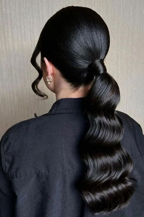 Low Wavy Ponytail Ponytail Bridal Hair, Hairstyles Balayage, Black Hair Updo Hairstyles, Pretty Braids, Guest Hair, Black Ponytail Hairstyles, Bridal Hair Updo, Hair Advice, Desi Wedding