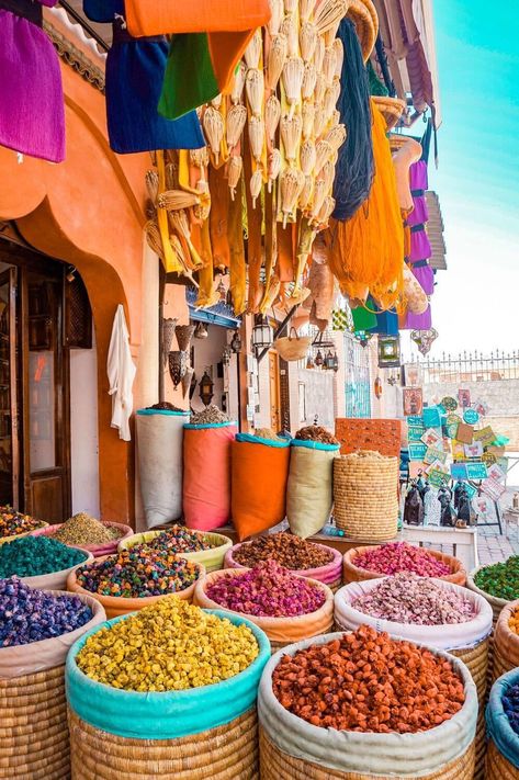 Morocco Textiles, Morocco Market, Souk Marrakech, Moroccan Market, Medina Marrakech, Morocco Aesthetic, Moroccan Aesthetic, Moroccan Inspiration, Marrakech Travel