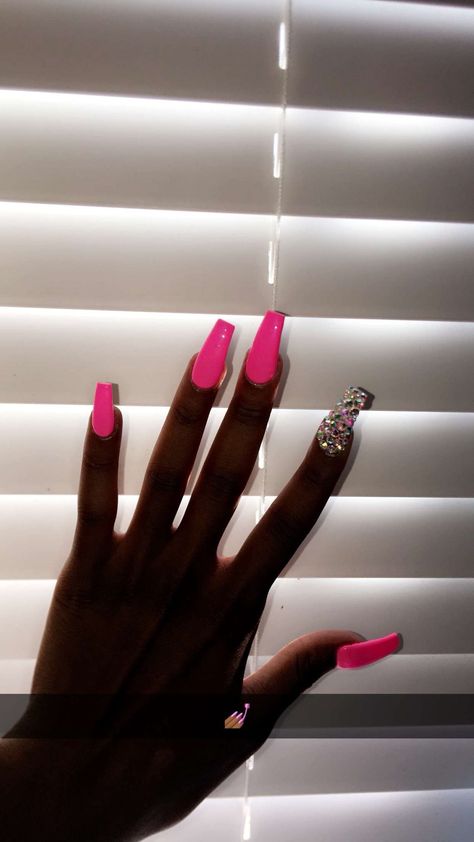 Nails Acrylic Matte, Cute Acrylic Nail Designs, Ideas Nails, Pink Nail, Pink Acrylic Nails, Acrylic Nails Coffin, Hot Nails, Birthday Nails, Coffin Nails Designs