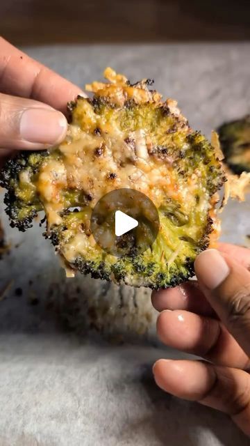 Healthy Recipes 🥗Snack Ideas on Instagram: "Golden, crispy, and loaded with flavor! Smashed crispy Parmesan broccoli is the ultimate veggie upgrade 🥦🧀 Full crispy broccoli bites recipe is on @emilyscooking_  📍Don’t forget to save this recipe!  FOLLOW💚 @selfloverecipes.ig for more daily deliciousness!  #selflove #parmesanbroccoli #broccolibites #healthyappetizers #broccolirecipes #healthyrecipes #healthyfood #healthyliving #recipeblogger" Smashed Vegetables, Broccoli Chips, Smashed Broccoli, Vegetable Pancake, Fun Hacks, Broccoli Bites, Parmesan Broccoli, Parmesan Crisps, All Purpose Seasoning