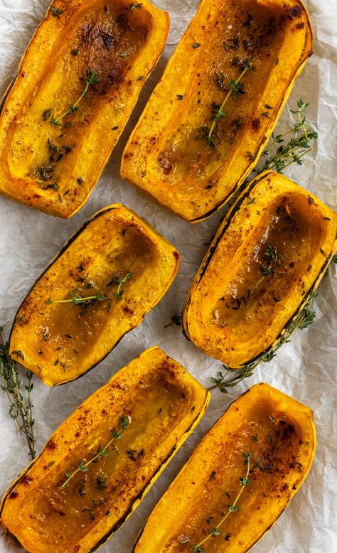 Simple Roasted Delicata Squash Halves with Maple & Thyme Easy Delicata Squash Recipe, Delicata Squash Roasted, Squash In Oven, Winter Squash Varieties, Delicata Squash Recipe, Roasted Delicata Squash, Winter Squash Recipes, Maple Syrup Recipes, Gourmet Food Plating