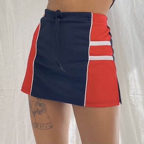 Sporty Mini Skirt For Sports, Sports Skirt, Summer Tennis Skirt Sportswear, Sporty Gym Skirt, Sporty Skirt, Short Sports Skirt In A Specific Color, Red Sporty Skort For Sports, Tennis Wear, Estilo Fitness