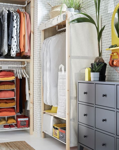 Walk In Closet Ideas, Closet Storage Systems, Next Bedroom, Dressing Design, Corner Wardrobe, Open Wardrobe, Metal Shelving Units, Simple Wardrobe, Clothes Rail