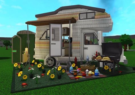 Cute Small Houses, Cute Disney Characters, House Plans With Pictures, Trailer Park, Sims 4 Houses, Dream House Interior, House Layouts, House Inspo, Building Design