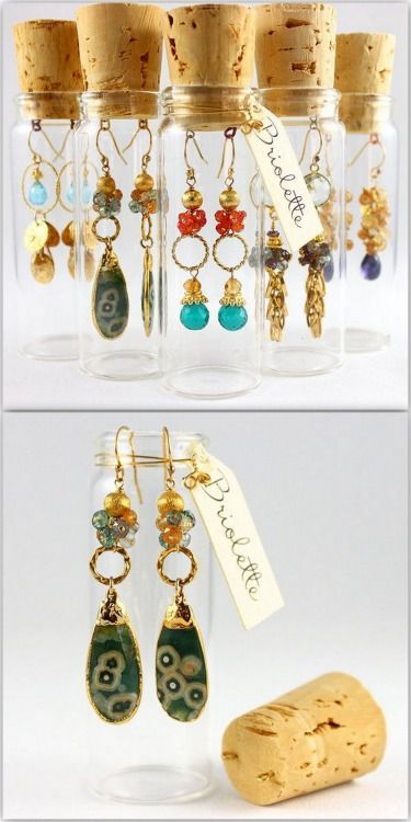 Diy Earrings Packaging, Earring Packaging, Packaging Diy, Diy Jewelry Display, Diy Jewelry Inspiration, Diy Earring, Glass Vials, Hanging Earrings, Diy Schmuck