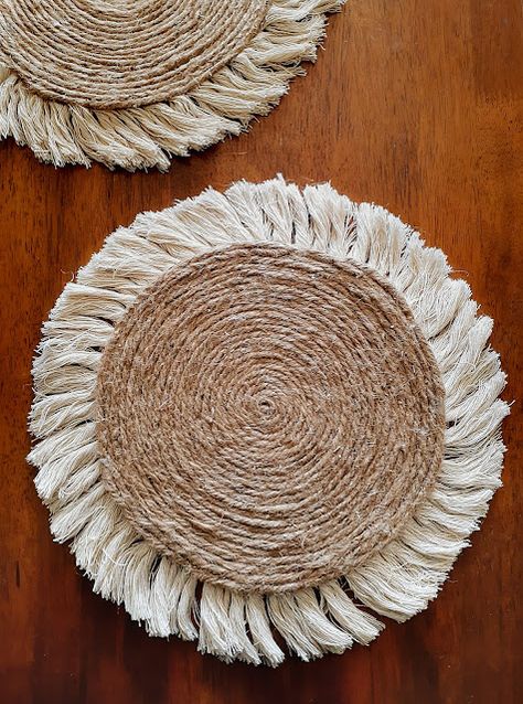 Placemat Wall Decor, How To Make Placemats, Rope Placemats, Make Placemats, Opal Crown, Crown Diy, Twine Diy, Twine Crafts, Diy Placemats