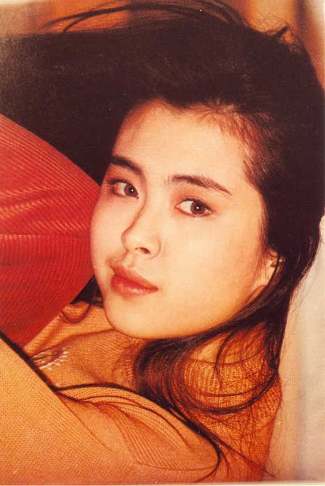 Joey Wong Pictures 90 Celebrities, 90s Hong Kong, Hongkong 90s, Makeup Layout, Brigitte Lin, Joey Wong, Vintage Hong Kong, Hong Kong Movie, Hong Kong Fashion