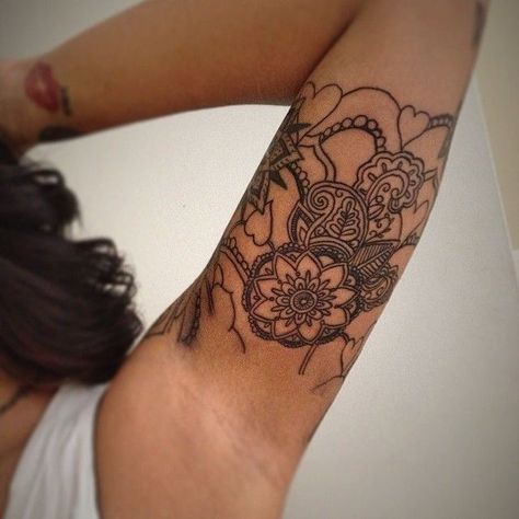 35 Spiritual Mandala Tattoo Designs Bicep Tattoos For Women, Wallpaper Rose Gold, Mandala Tattoo Meaning, Bicep Tattoos, Mandala Tattoo Designs, Sunflower Tattoo Shoulder, Inner Arm Tattoo, Flower Tattoo Arm, Bicep Tattoo