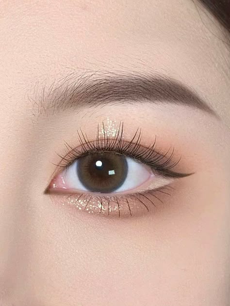 Korea Eye Makeup, Kpop Eye Makeup, Hoco Makeup Looks, Japan Makeup, Cute Eye Makeup, Doll Eye Makeup, Korean Eye Makeup, Natural False Eyelashes, Eye Makeup Pictures