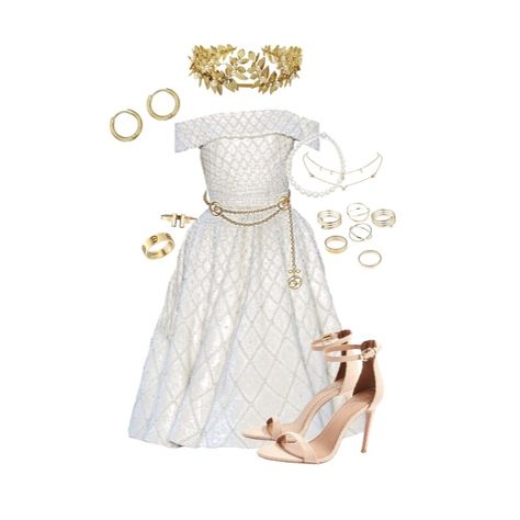 Cinderella Aesthetic Outfit, Adventure Fashion, Korean Life, Cinderella Aesthetic, Light Wardrobe, Pieces Outfits, Future Bedroom, Diamond Girl, Fantasy Dresses