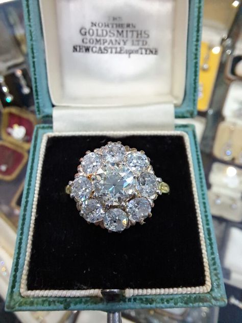 Most amazing Edwardian diamond set cluster ring – Delphi Antiques (Dublin) Reset Ideas, Edwardian Style Engagement Ring, Victorian Jewellery, Antique Diamond Engagement Rings, Edwardian Engagement Ring, Vintage Inspired Engagement Rings, Edwardian Ring, Vintage Inspired Rings, Edwardian Jewelry