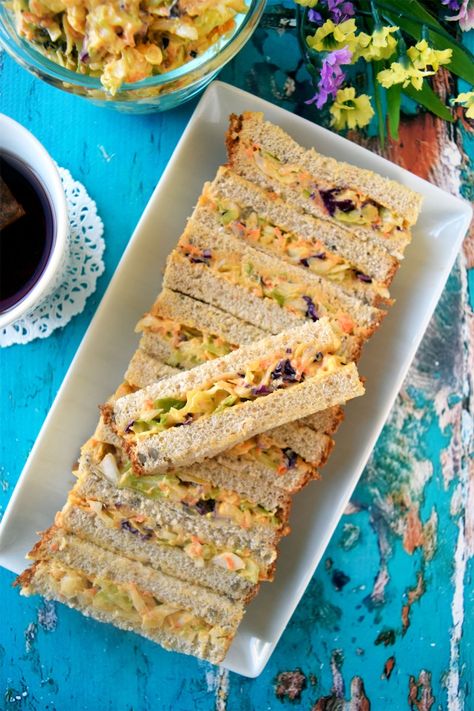 easy vegan coleslaw sandwich bars Easy Vegan Coleslaw, Coleslaw Sandwich, Vegan Coleslaw, Sandwich Bar, Party Cooking, Creamy Coleslaw, Plant Based Diet Recipes, Sandwich Fillings, Burger Sauce