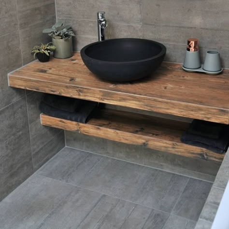 Black Sink Bathroom, Wc Design, Small Toilet Room, Rustic Bathroom Designs, Small Toilet, Bathroom Design Inspiration, Rustic Bathrooms, Bathroom Design Decor, Bathroom Design Luxury