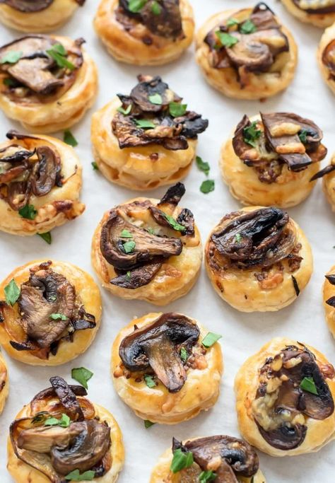 Mushroom Puff Pastry Bites {Easy Vegetarian Appetizer} - WellPlated.com Mushroom Puff Pastry, Puff Pastry Bites, Best Appetizers Ever, Puff Pastry Recipes Savory, Pastry Bites, Savory Puff Pastry, New Year's Eve Appetizers, Puff Pastry Appetizers, Pastry Appetizer