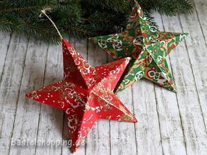 Decoupage Christmas Star Ornaments Paper Star Ornaments, Christmas Star Ornaments, Paper Mache Christmas, Star Wars Crafts, Star Ornaments, Unicorn Ornaments, Decoupage Diy, Christmas Craft Projects, Paper Mache Crafts