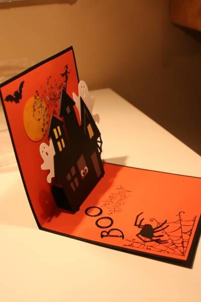 Shark Pumpkin, Halloween Pop Up Cards, Festa Hotel Transylvania, Pumpkin Signs, Monster Skull, Pumpkin Paint, Halloween Decor Diy, Baby Pumpkin, Fun Decorations