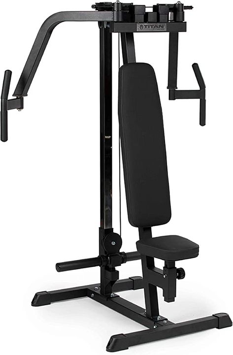 Pec Fly Machine, Chest Fly Machine, Pec Fly, Shoulder Training, Chest Fly, Best Home Gym Equipment, Gear 4, Home Gym Design, Chest Workouts