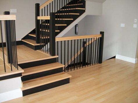 natural maple floor and stairs with dark grey kicks Stair Partition, Black Balustrade, Stair Case Railing, Stair Banister, Staircase Railing Design, Stairs Design Interior, Oak Stairs, Stair Railing Design, Staircase Remodel