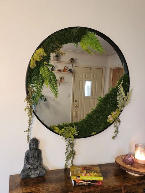 Moss Mirror - Etsy Moss Moon Mirror, Plant Mirror Wall, Circle Mirror Moss, Making A Moss Mirror, Earthy Mirror Ideas, Moss Home Decor, Round Moss Mirror, Cottage Core Mirror Diy, Moss Mirror Aesthetic