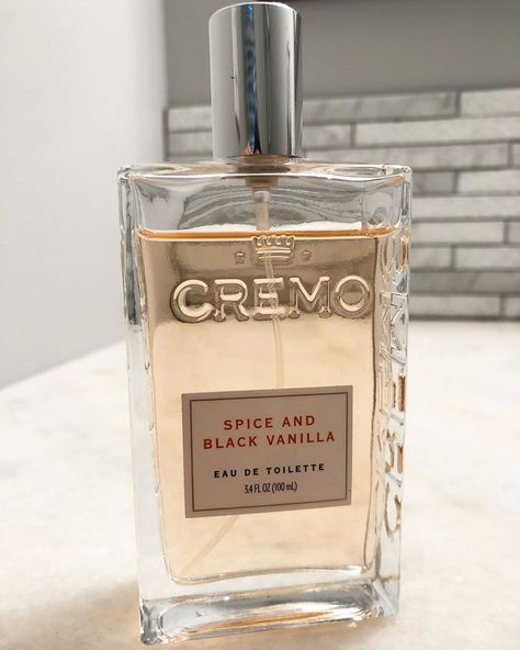 OutfitoftheDay on Instagram: “Cremo Spice and Black Vanilla... perfect for this time of year, a really nice spice and vanilla fragrance ... #sotd #fragrance…” Vanilla Cologne, Vanilla Spice, Vanilla Perfume, Fall Fragrance, Vanilla Fragrance, Perfume Lover, Fragrance Collection, Mens Cologne, Smell Good