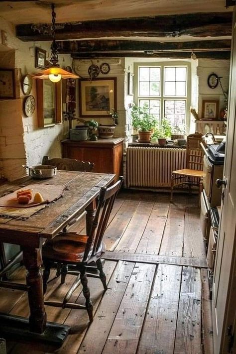 Quaint Interior Design, Old Farm Homes Interior, Cottage In The Woods Interior, Old Houses Interior, Cottage Interior Ideas, Victorian Cottage Interior, 1900s Cottage, Stone Cottages Interior, Old Cottage Interior