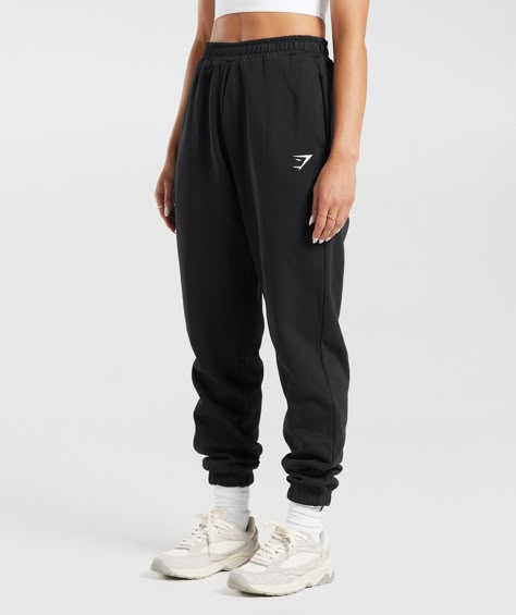 Gymshark Training Fleece Joggers - Black | Gymshark Gym Shark Joggers, Baggy Gym Clothes, Gymshark Sweatpants, Gymshark Outfit, Xmas Clothes, Track Outfits, Gymshark Joggers, Workout Joggers, Athletic Dresses