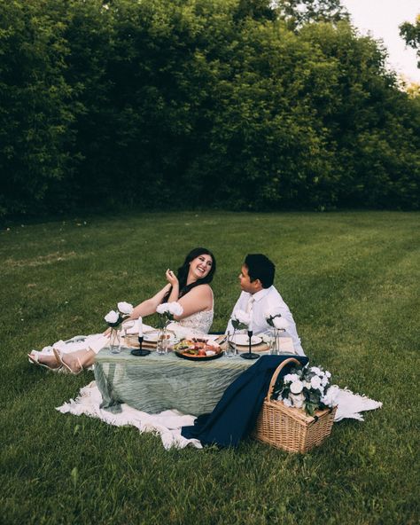 Luxury Picnic Elopements are hereee 🤩🙌🏼 This is something I’ve been working on for almost a year now and finally launch time 🥰 As of now, any couple who elopes with me is able to add on a luxury picnic to their elopement day! This is a wonderful way to elevate your day and bring some romance into it! What’s included? ✅Beautiful Handcrafted Low Dining Table ✅Quality Rugs / Blankets & Plush Pillows ✅Themed Décor Package to match your vibe ✅Charcuterie Board for 2 people (assortment of chees... Charcuterie Board For 2, Picnic Elopement, Low Dining Table, Luxury Picnic, Cozy Rugs, Hawaii Elopement, Extraordinary Moments, M K, Elopement Wedding