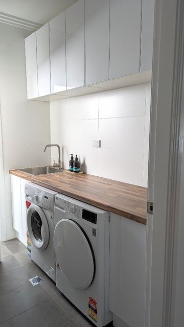 Laundry room DIY project, laundry makeover on a budget Wood Benchtop Laundry, Laundry Timber Benchtop, Laundry Benchtop, Bunnings Laundry, Wood Benchtop, Timber Benchtop, Simple Laundry, Laundry Makeover, Budget Makeover