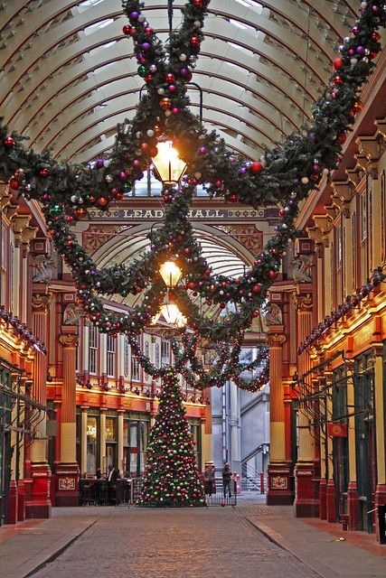 Christmas at Leadenhall Market | st_hart | Flickr Christmas Downtown, Leadenhall Market London, London Christmas Market, London Shops, Xmas Market, Christmas In England, South Hampton, 2024 Ideas, Chelsea Market