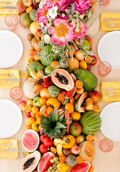 Summer tablescape, tropical fruit runner Diy Table Runner Wedding, Fruit Table, Fruit Centerpieces, Diy Wedding Table, Table Runners Wedding, Tropical Party, Fresh Summer, Tropical Fruit, Summer Parties