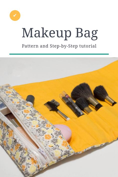 Makeup Bag Pattern, Travel Sewing, Brush Roll, Trendy Sewing, Beginner Sewing Projects Easy, Leftover Fabric, Sewing Projects For Beginners, Sewing Skills, Easy Sewing Projects