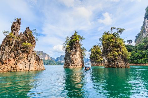 Discover Thailand's hidden gems beyond the usual tourist spots. From secluded islands to ancient temples, explore these top 10 secret attractions. Thailand Tourist, Marble Canyon, Khao Sok National Park, Unusual Hotels, Rock Climbers, Ancient Temples, Forest Park, Tourist Spots, White Sand Beach