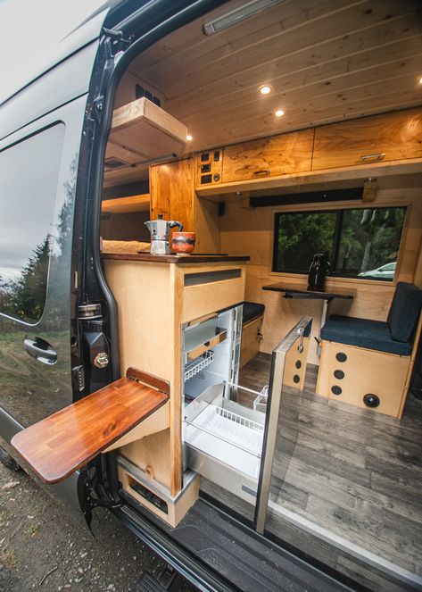 16 Design Ideas for Van Kitchen Layouts - Freedom Vans Camper Van Kitchen, Van Kitchen, Kitchen Galley, Sprinter Conversion, Van Conversion Interior, Campervan Life, Build A Camper Van, Build A Camper, Van Life Diy