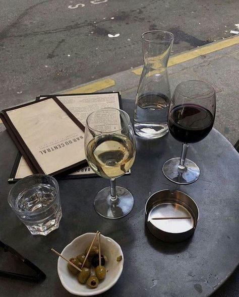 Fashion Design Inspiration, Baby Driver, Wine And Dine, What’s Going On, Aesthetic Photo, Aesthetic Food, Dream Life, Mood Boards, Wine Glasses