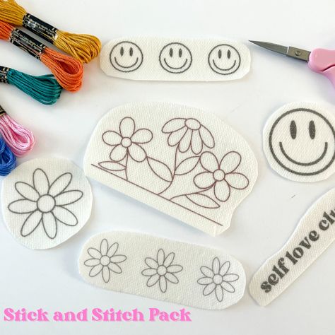 Smiley Embroidery, Smile Embroidery, Embroidery Faces Simple, Smiley Face Embroidery, Embroidery Smiley Face, Embroidery Designs Smiley Face, Sun Face Embroidery, Diy Embroidery Projects, Stitch Clothes