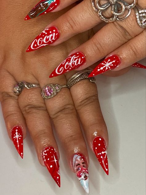 My kid hand paints my nails! Santa Acrylic Nails, Pop Art Christmas Nails, Diet Coke Nails, Coca Cola Nails, Coke Nails, Chloe Nails, Coca Cola Bear, Cocoa Cola, Stilleto Nails Designs