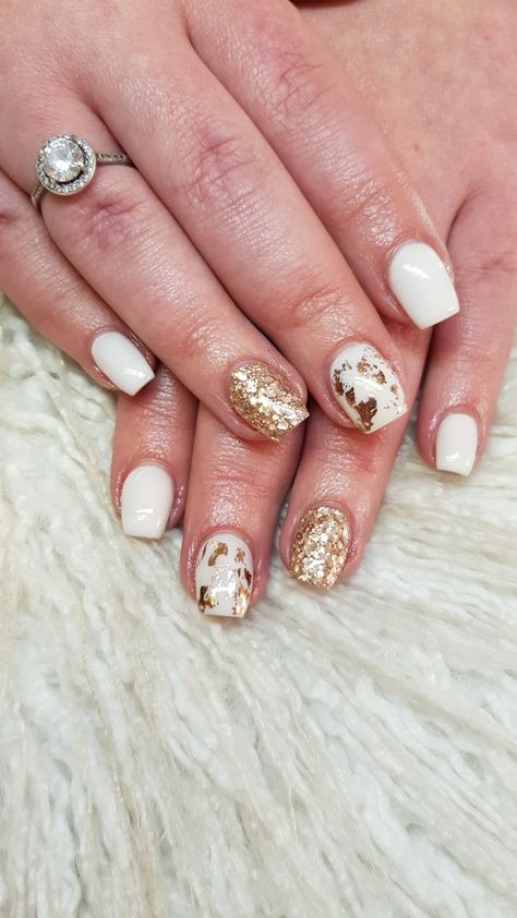 Cream Nails With Gold Foil, White Nails With Gold Flakes, Nails With Foil Flakes, White Nails With Gold, Gold Nail Designs, Cream Nails, Cute Gel Nails, Foil Nails, Girly Stuff