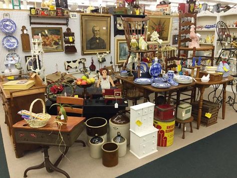 How To Set Up A Booth At An Antique Mall, Somerset Collection Mall, Century Iii Mall, Scott’s Antique Market, Vintage Booth Display, Booth Display, Antique Mall, Antique Collection, I Shop